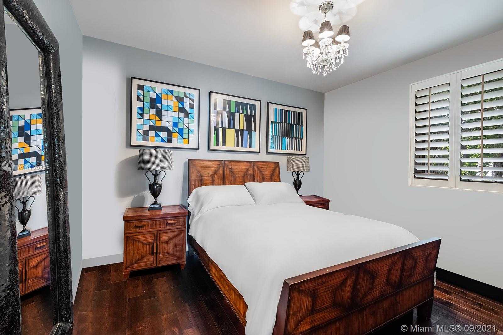 Small Image of 315 EAST SAN MARINO DR, Miami Beach Number 20