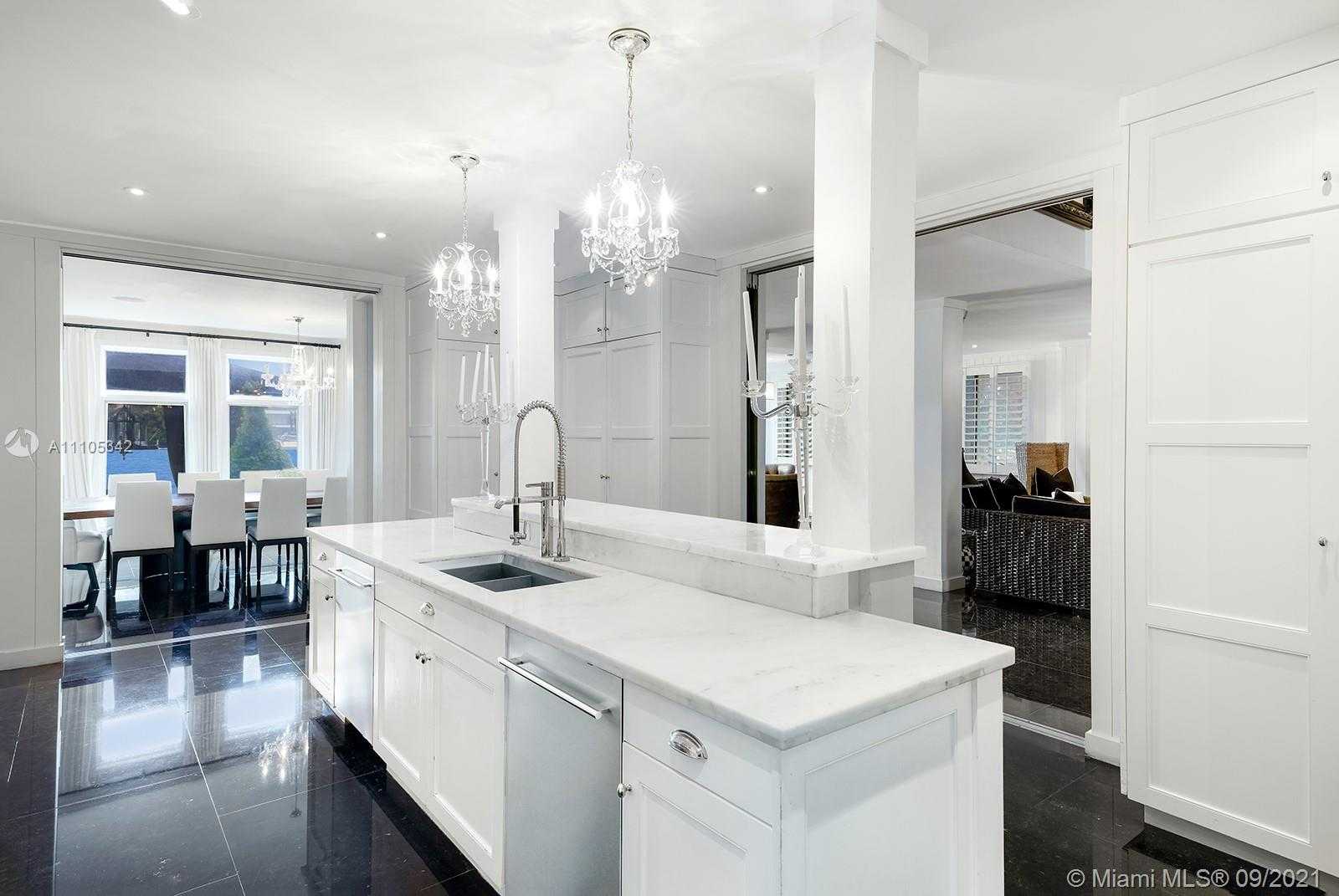 Small Image of 315 EAST SAN MARINO DR, Miami Beach Number 5