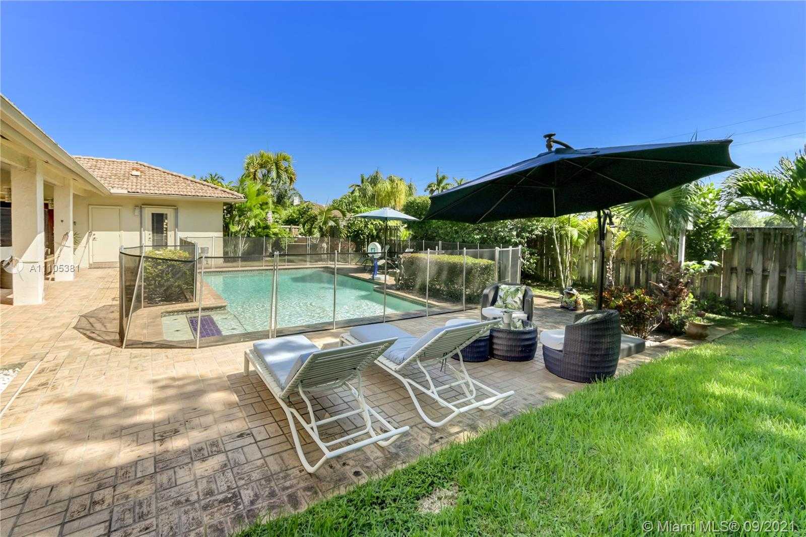 Small Image of 10090 SOUTH WEST 145TH ST #-, Miami Number 12