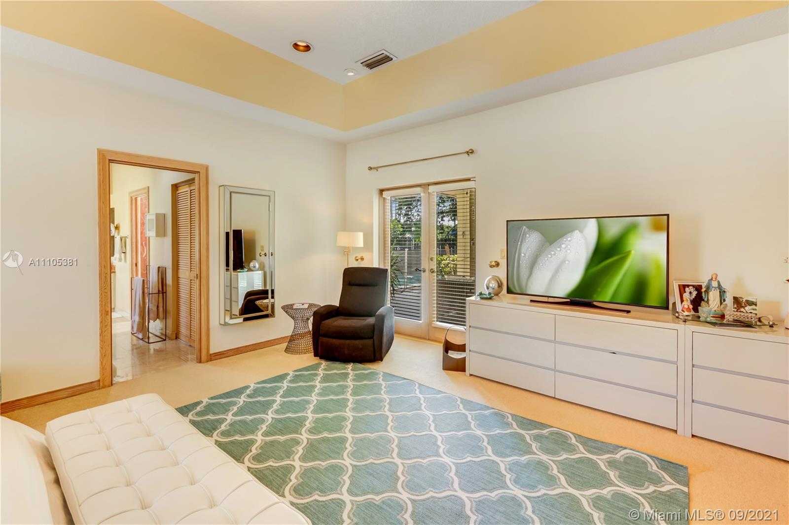 Small Image of 10090 SOUTH WEST 145TH ST #-, Miami Number 17