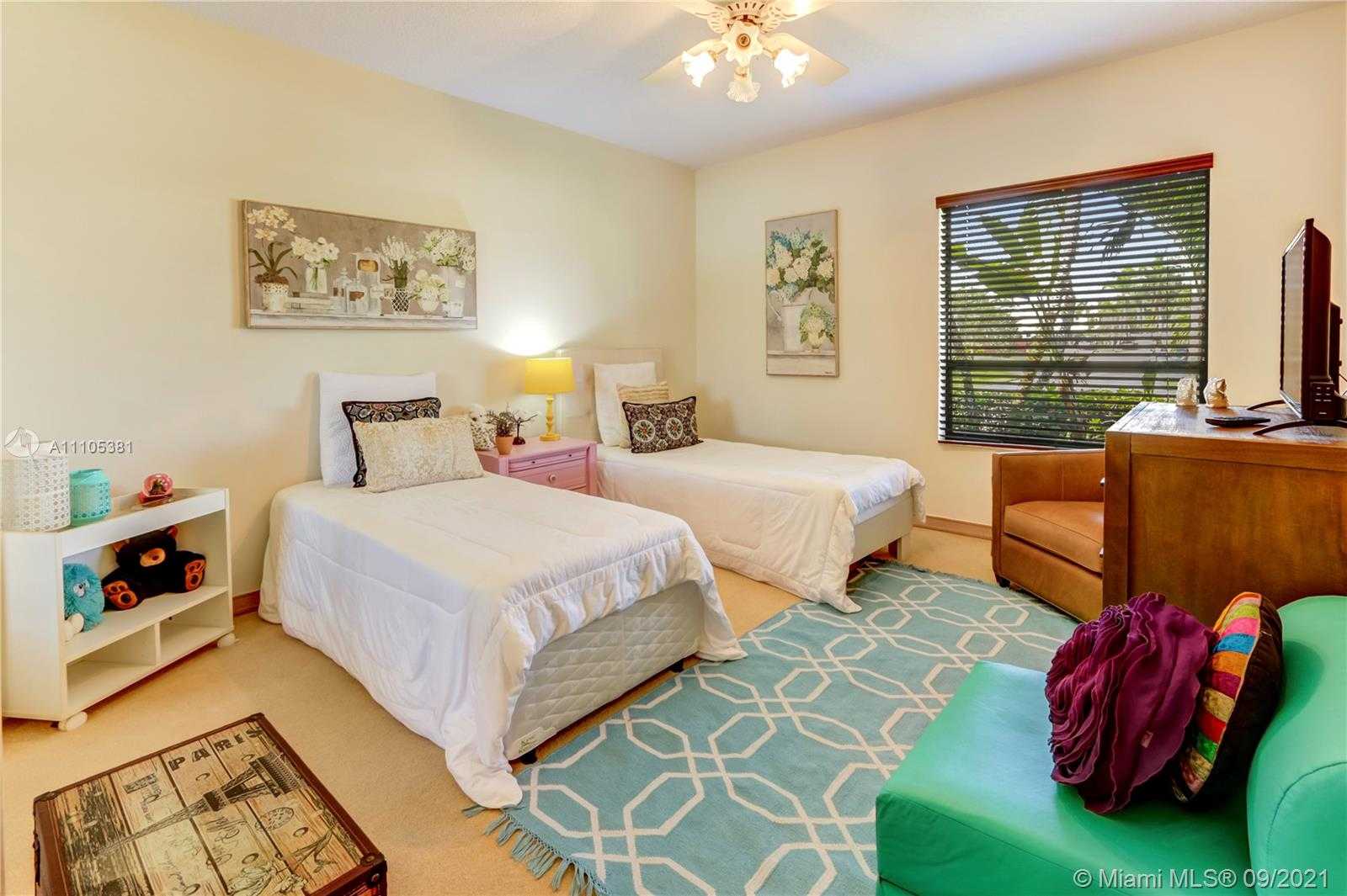 Small Image of 10090 SOUTH WEST 145TH ST #-, Miami Number 20