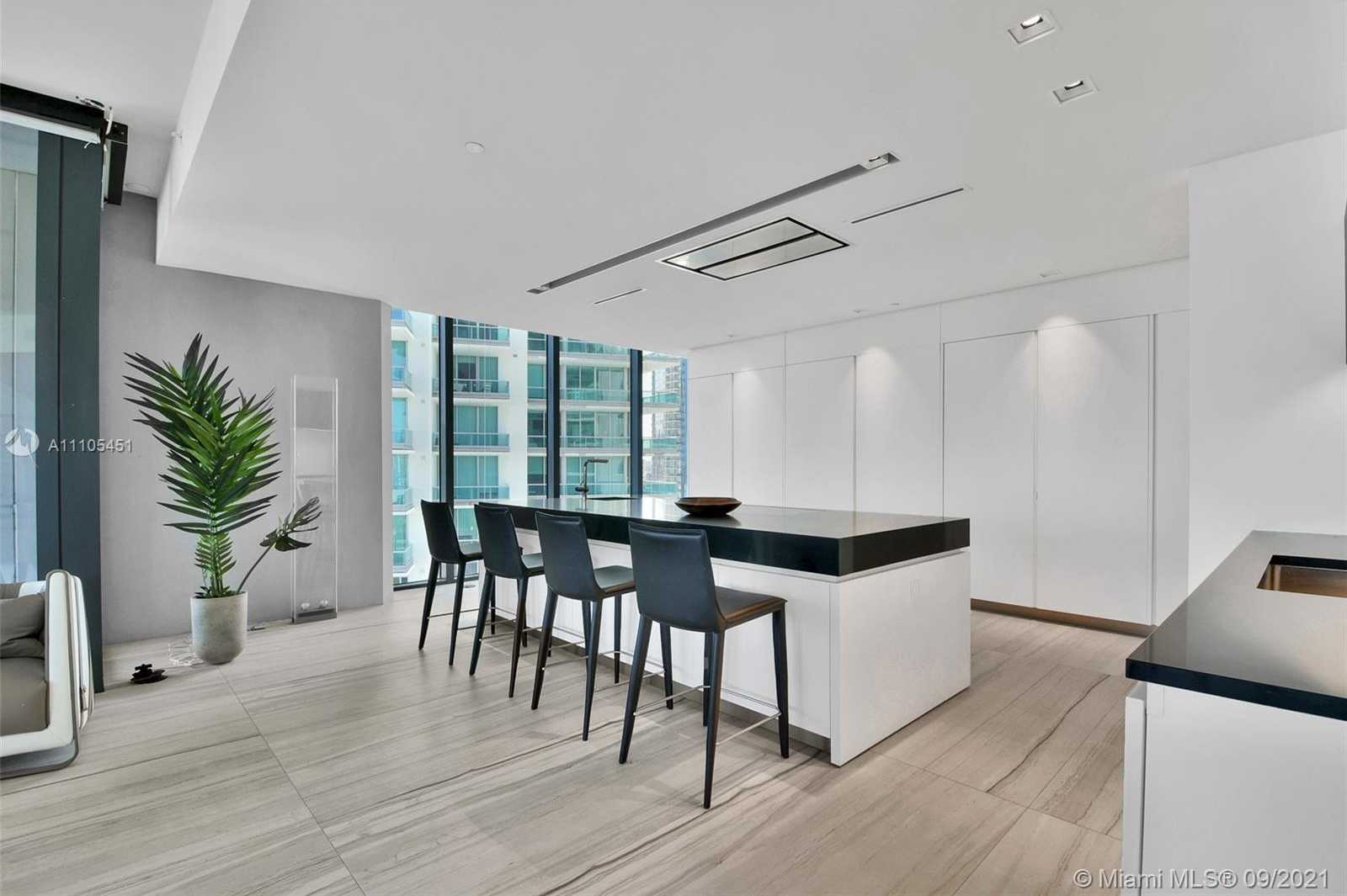 Small Image of 1000 BISCAYNE BLVD #1901, Miami Number 18