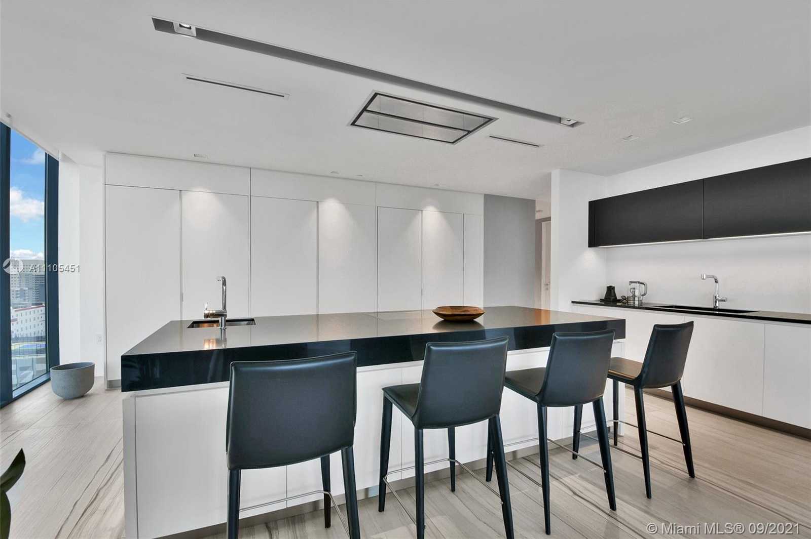 Small Image of 1000 BISCAYNE BLVD #1901, Miami Number 23