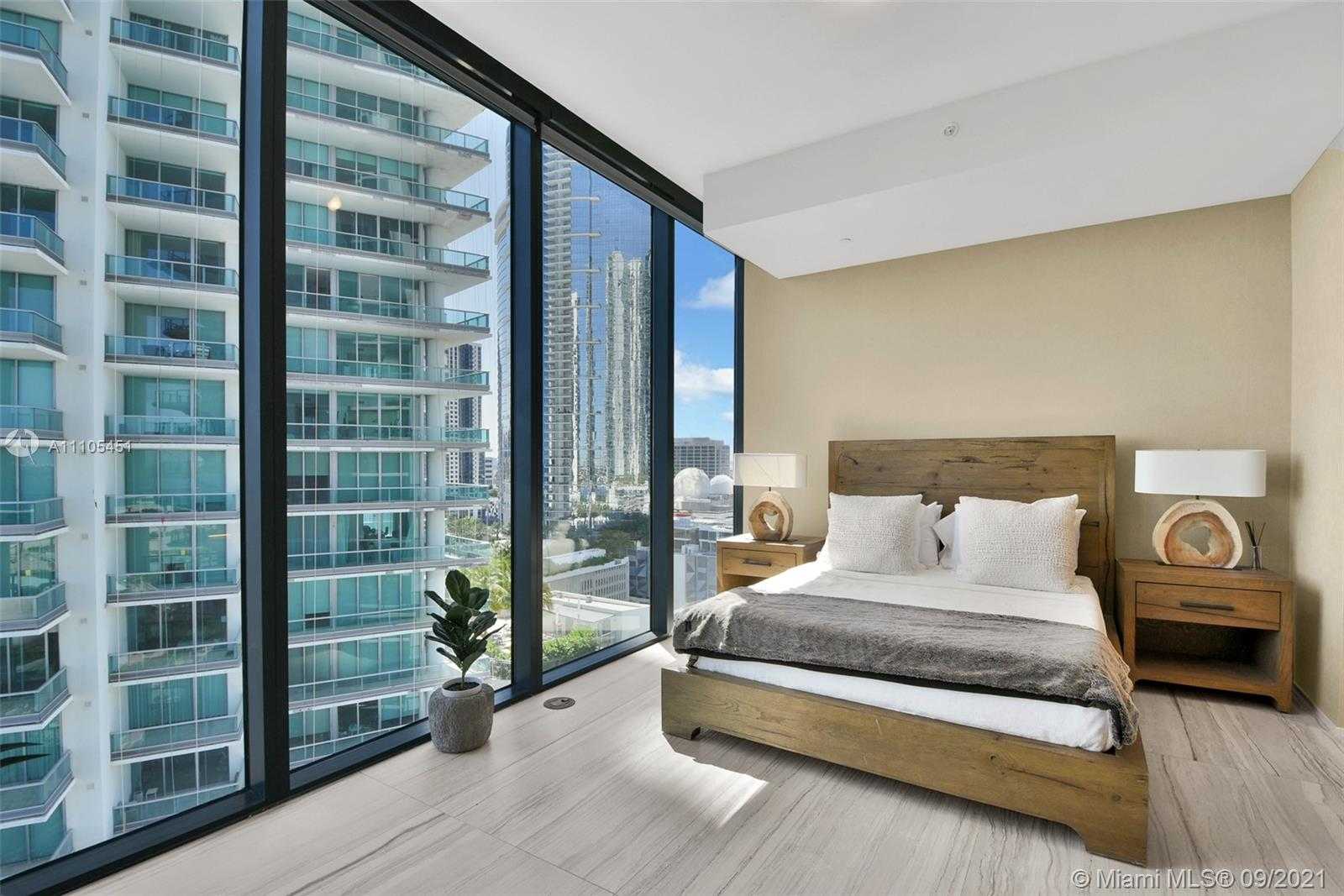Small Image of 1000 BISCAYNE BLVD #1901, Miami Number 46