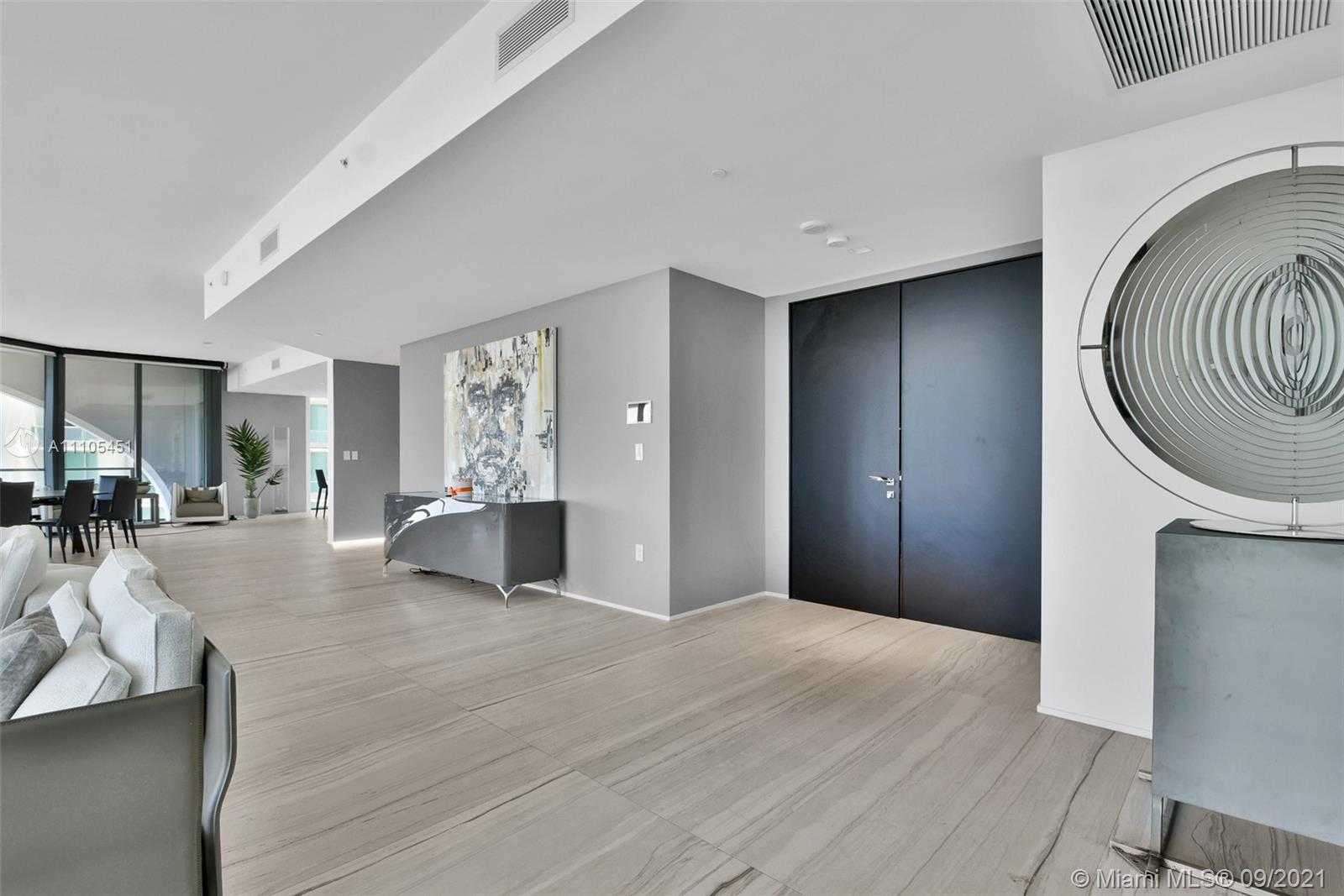 Small Image of 1000 BISCAYNE BLVD #1901, Miami Number 6