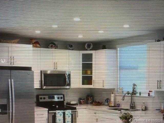 Small Image of 94825 OVERSEAS HWY #9, Key Largo Number 2