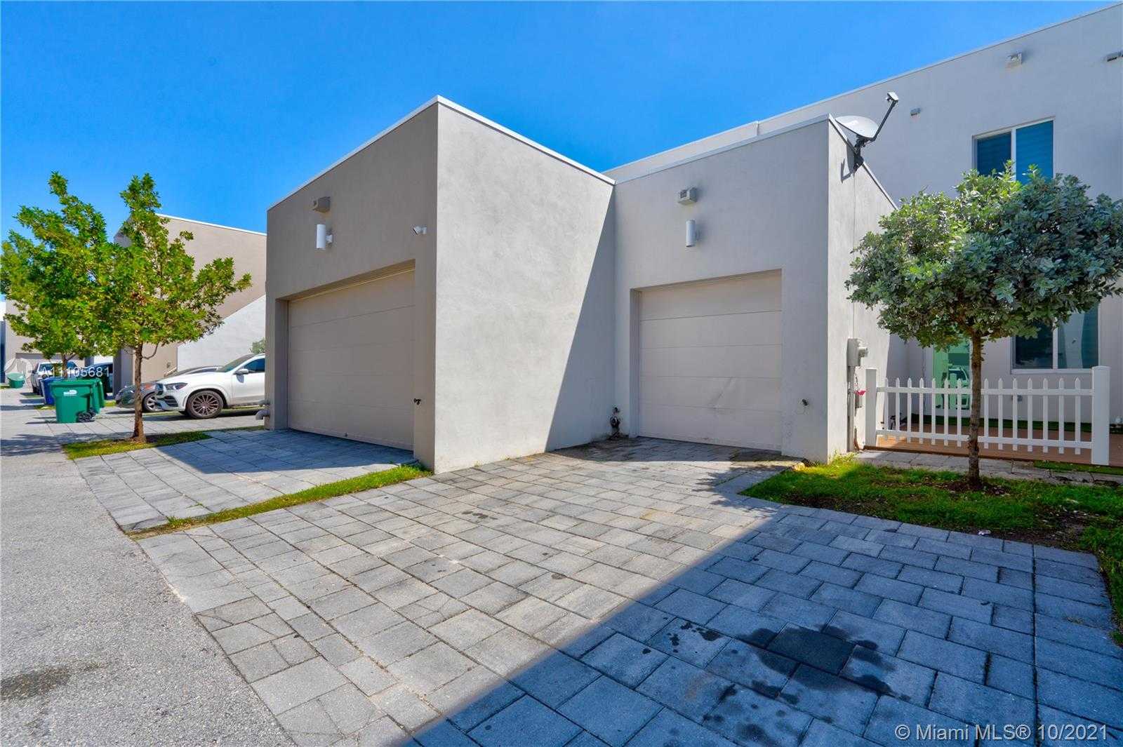 Small Image of 6450 NORTH WEST 103RD PL #6450, Doral Number 14