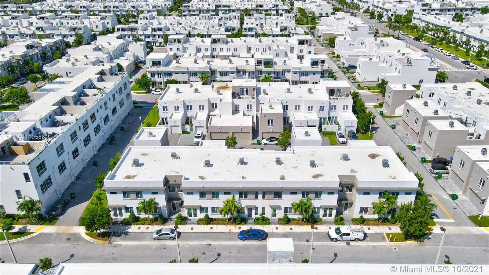 Small Image of 6450 NORTH WEST 103RD PL #6450, Doral Number 2