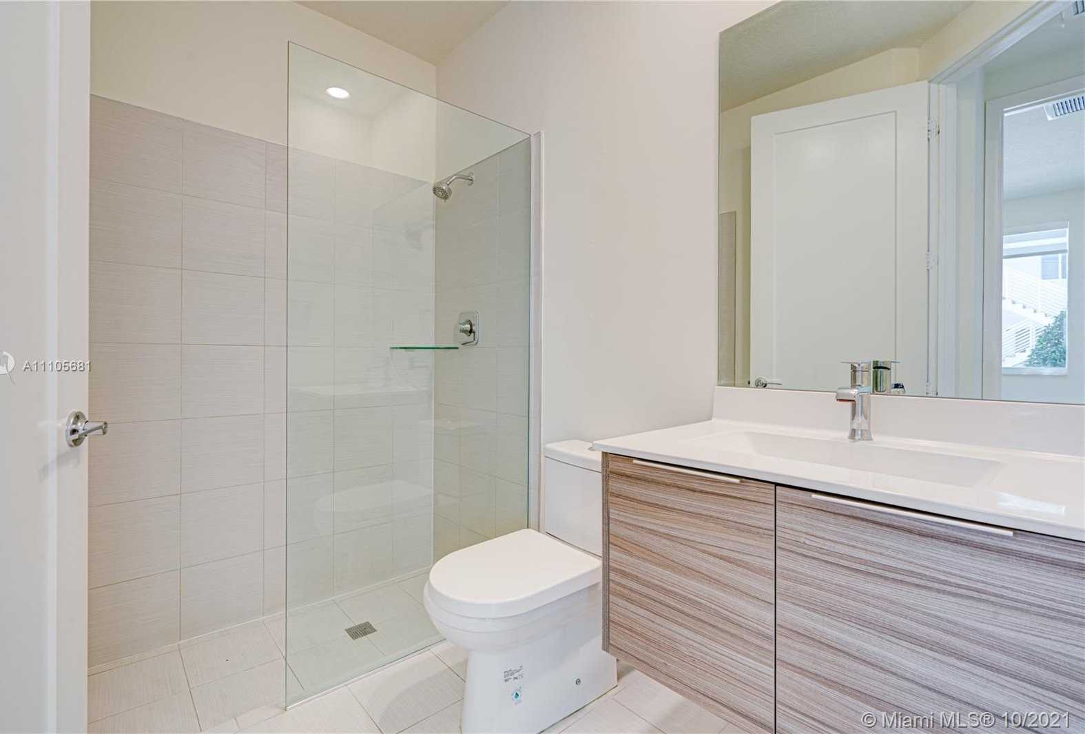 Small Image of 6450 NORTH WEST 103RD PL #6450, Doral Number 20