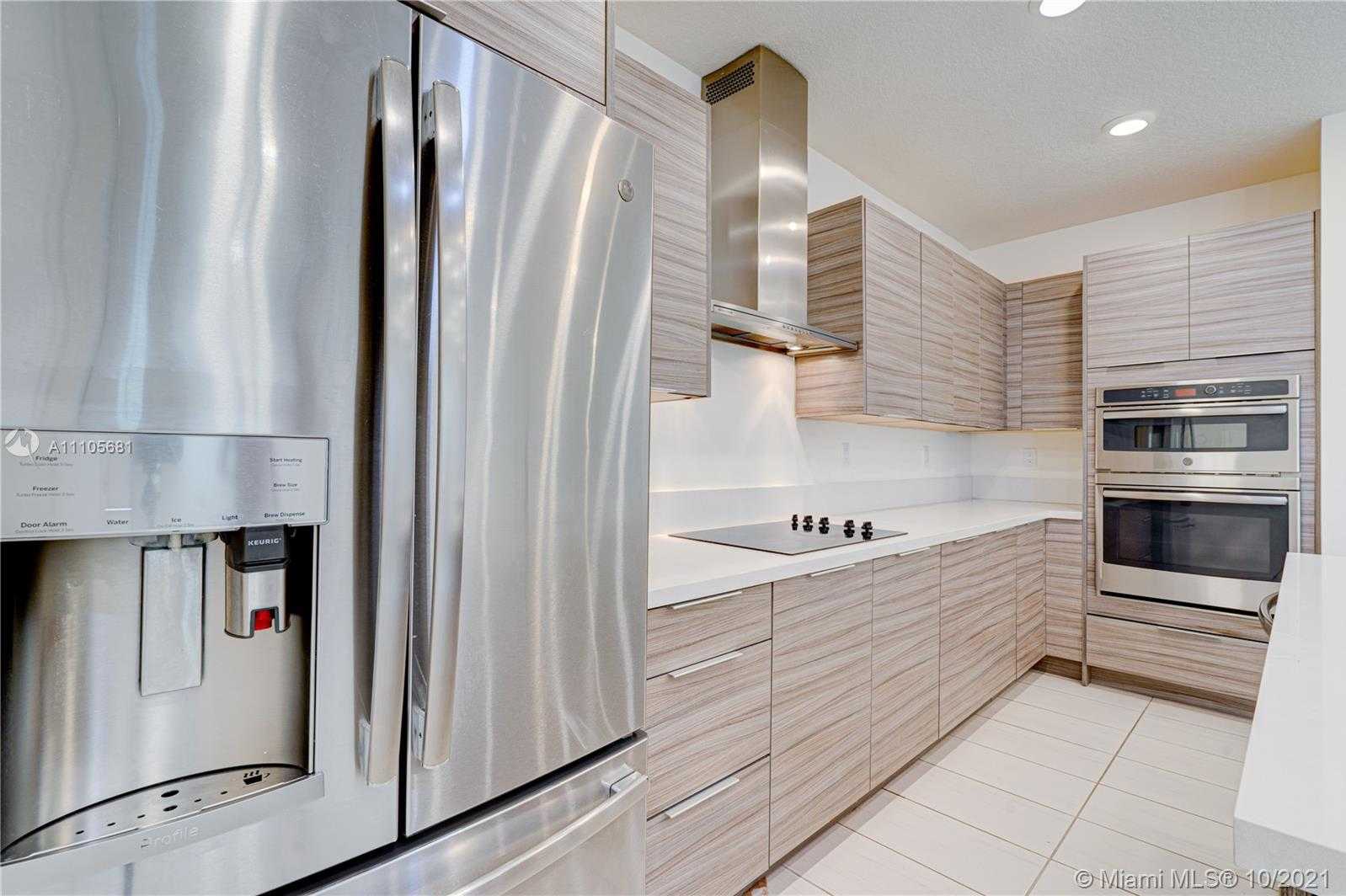 Small Image of 6450 NORTH WEST 103RD PL #6450, Doral Number 29