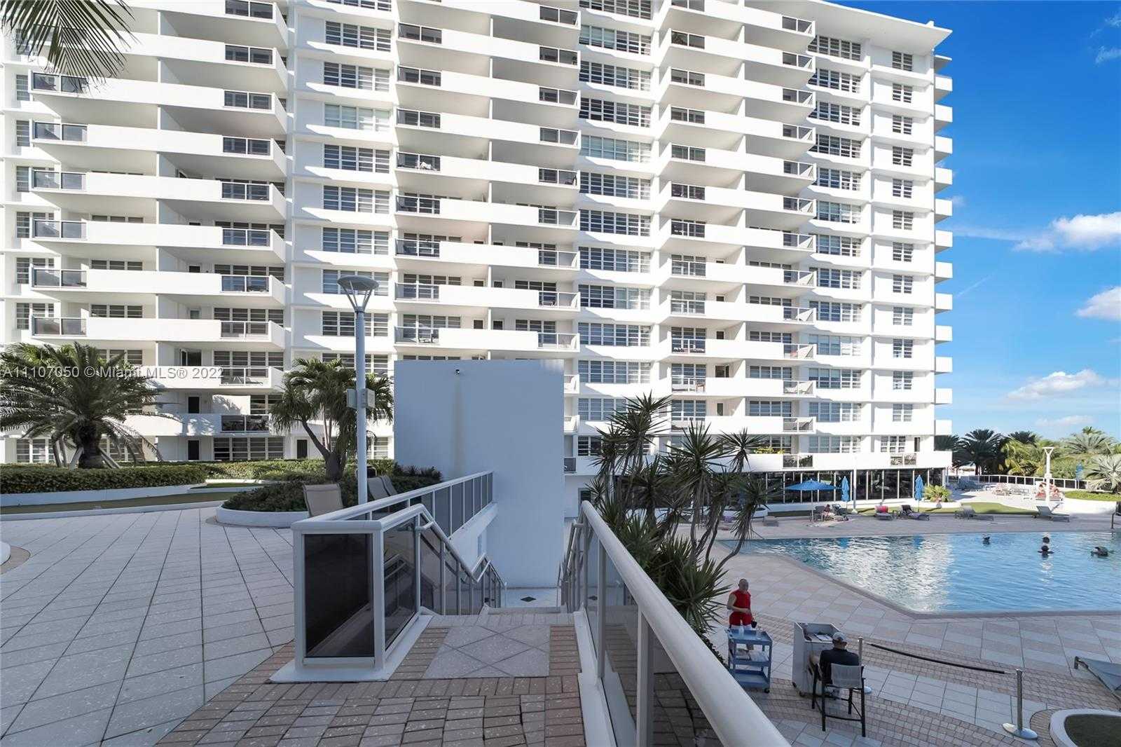 Small Image of 100 LINCOLN RD #903, Miami Beach Number 13
