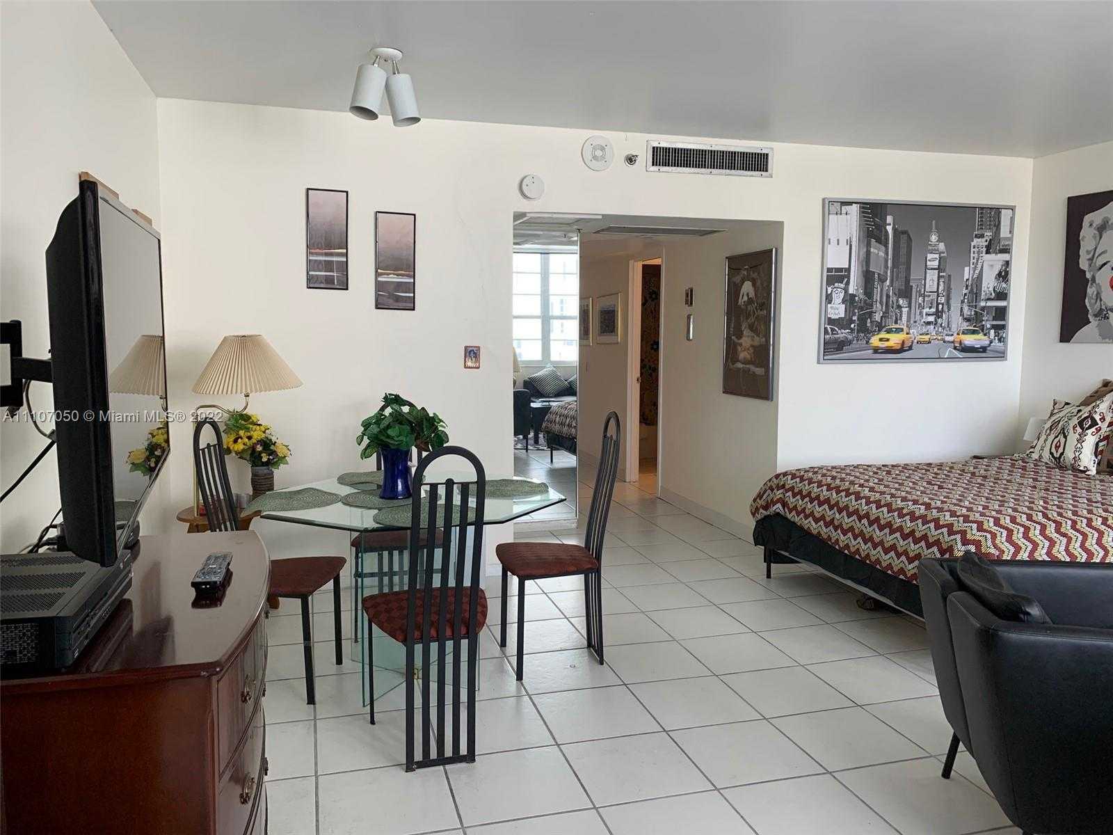 Small Image of 100 LINCOLN RD #903, Miami Beach Number 6