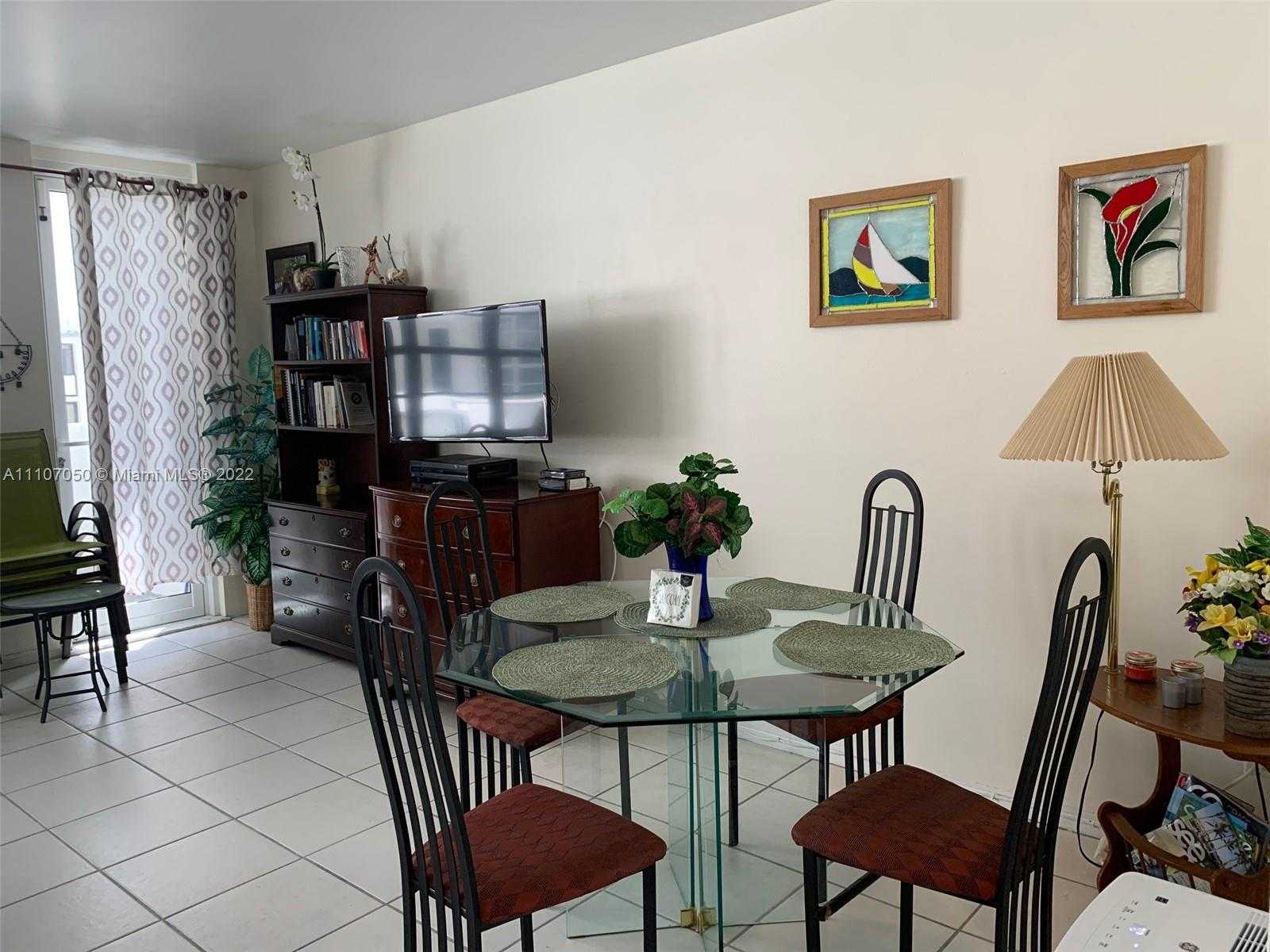 Small Image of 100 LINCOLN RD #903, Miami Beach Number 7