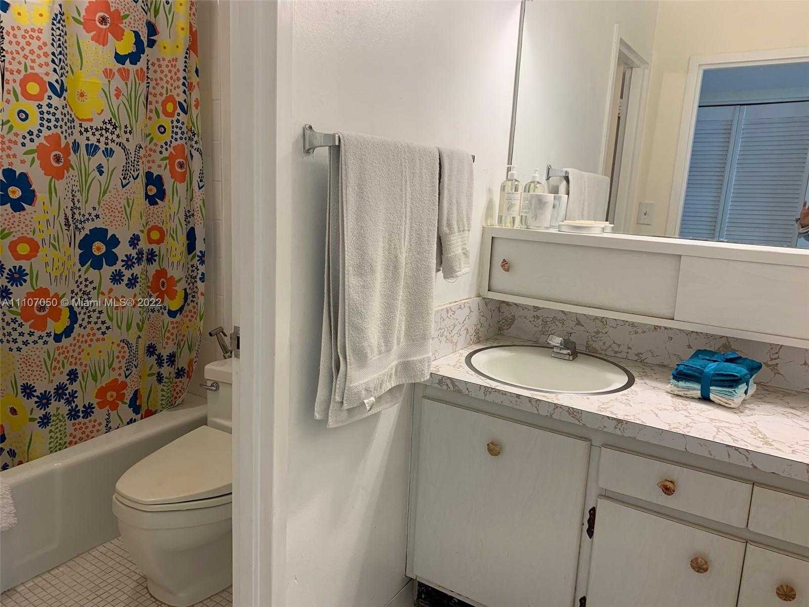 Small Image of 100 LINCOLN RD #903, Miami Beach Number 9