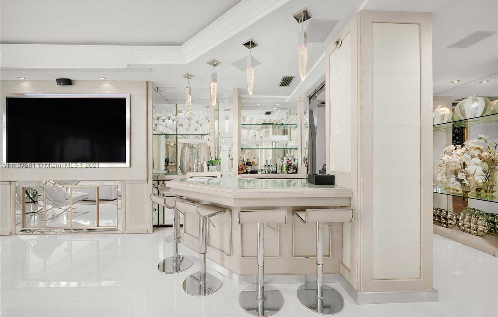 Small Image of 5313 FISHER ISLAND DR #5313, Miami Beach Number 16