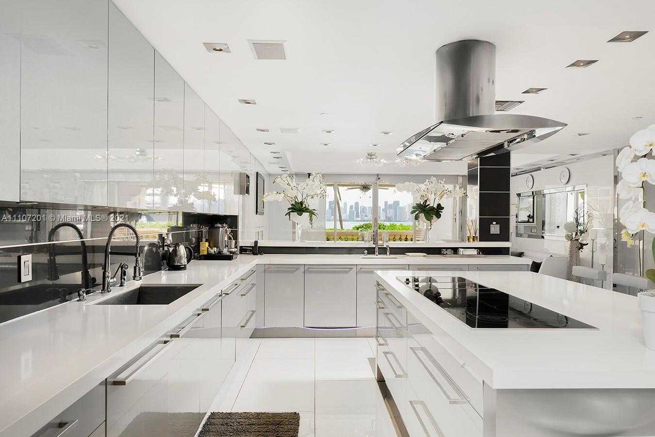 Small Image of 5313 FISHER ISLAND DR #5313, Miami Beach Number 21