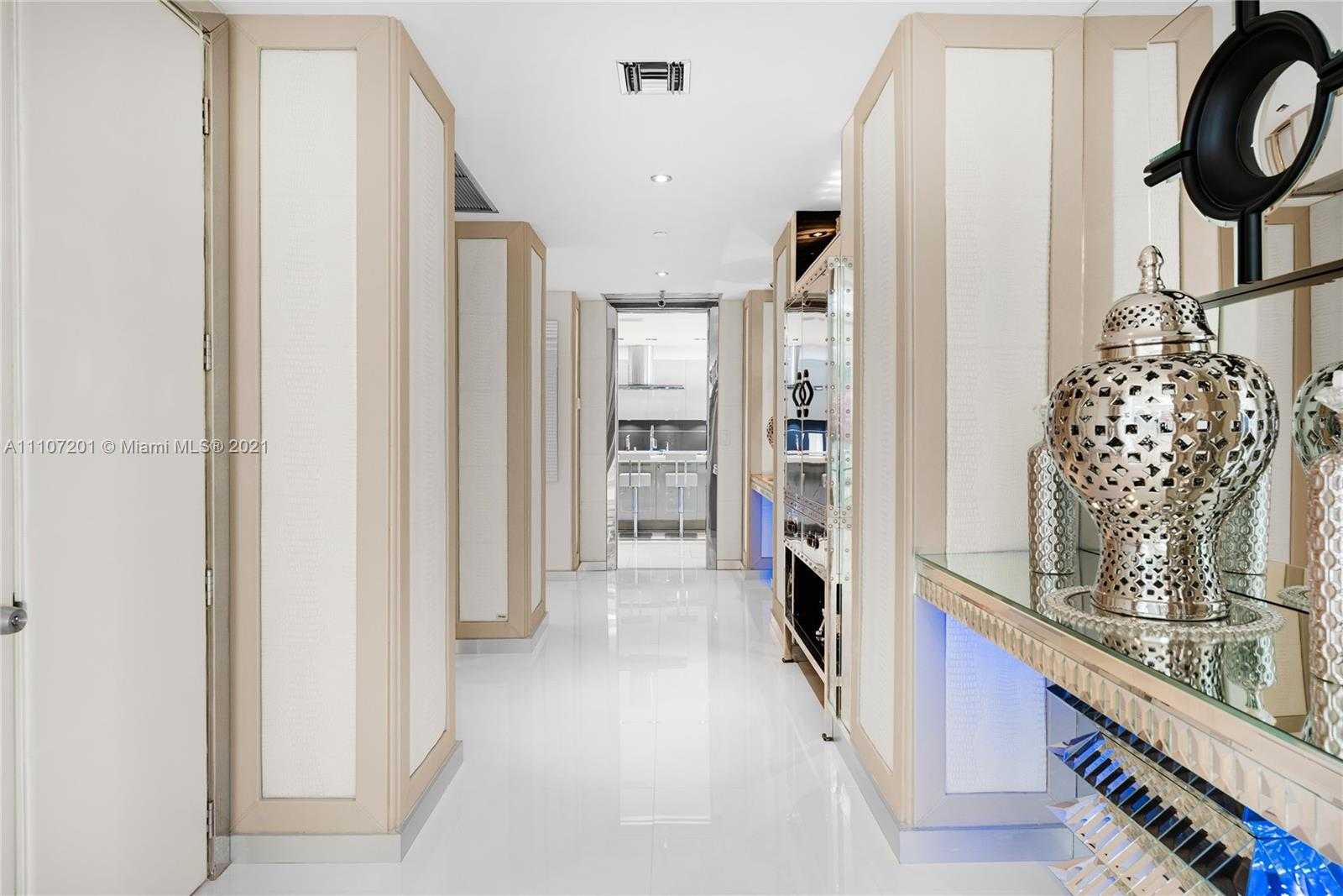 Small Image of 5313 FISHER ISLAND DR #5313, Miami Beach Number 24