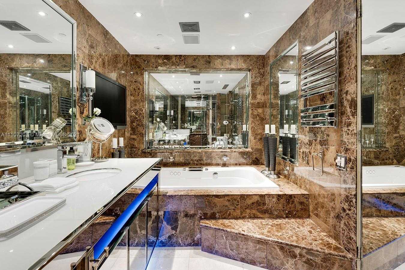 Small Image of 5313 FISHER ISLAND DR #5313, Miami Beach Number 63