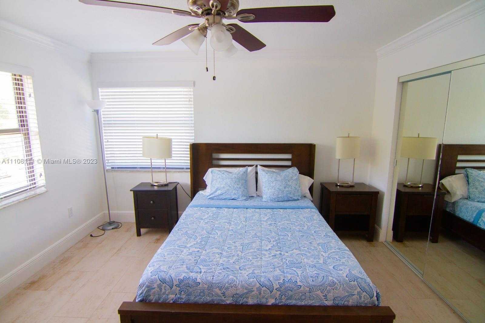 Small Image of 753 MICHIGAN #3A, Miami Beach Number 14