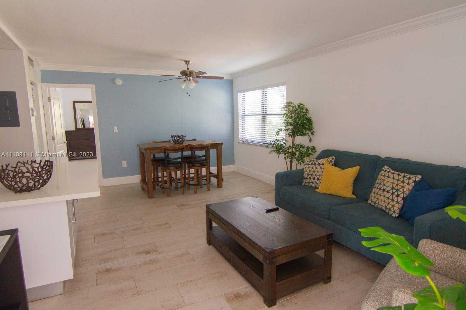 Small Image of 753 MICHIGAN #3A, Miami Beach Number 16