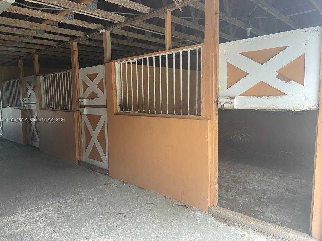 Imagen de Pequeño Objeto