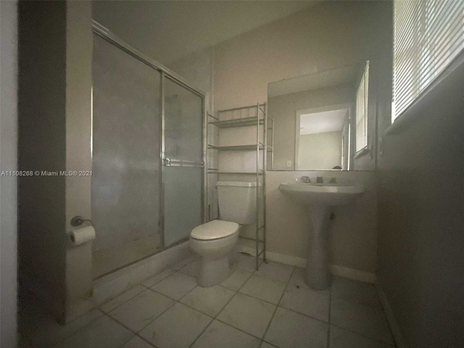 Imagen de Pequeño Objeto
