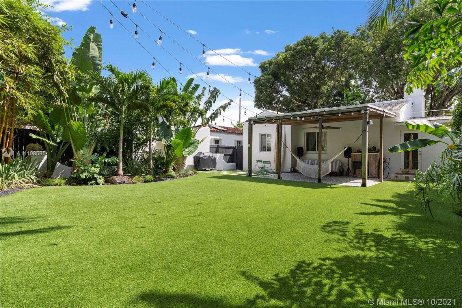 Small Image of 631 NORTH EAST 87TH ST, Miami Number 10