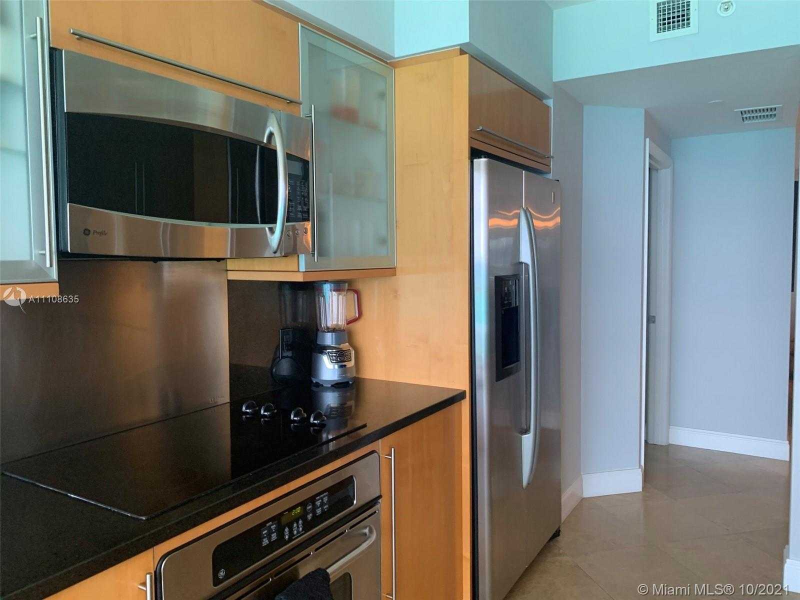 Small Image of 6365 COLLINS AVE #1802, Miami Beach Number 10