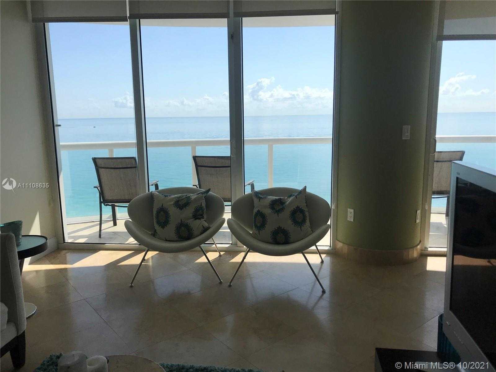 Small Image of 6365 COLLINS AVE #1802, Miami Beach Number 4