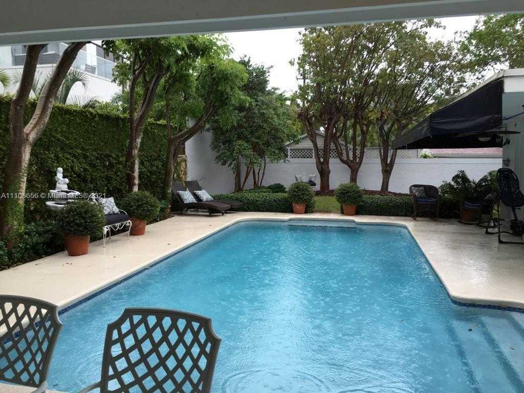 Small Image of 515 Woodcrest Rd, Key Biscayne, FL 33149, USA Number 26