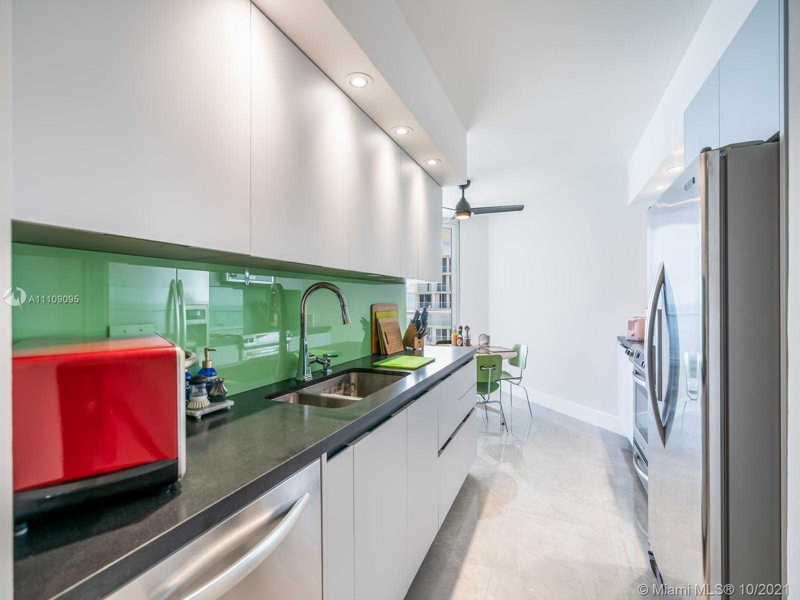 Small Image of 16485 COLLINS AVE #2732, Sunny Isles Beach Number 5