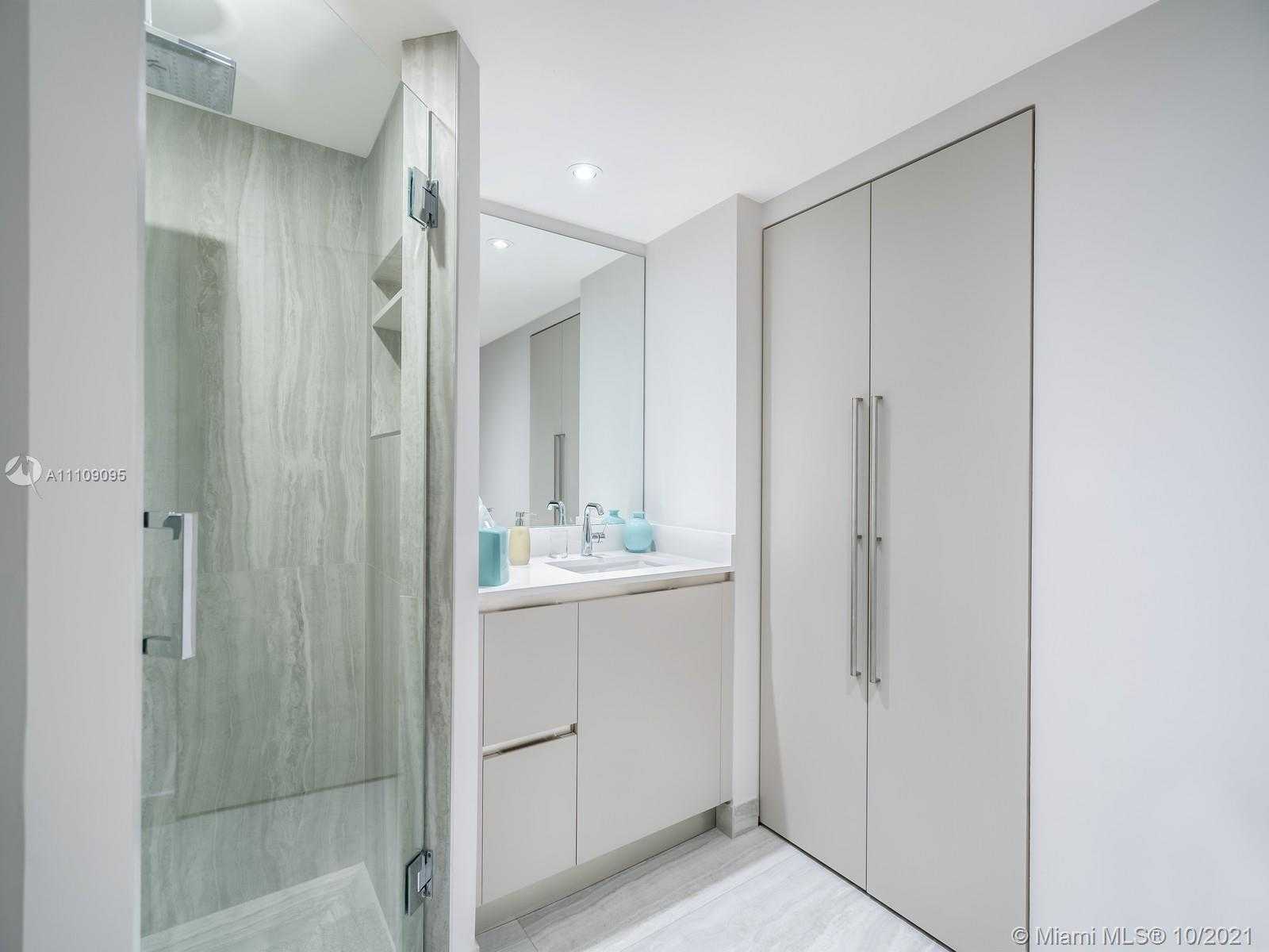 Small Image of 16485 COLLINS AVE #2732, Sunny Isles Beach Number 7