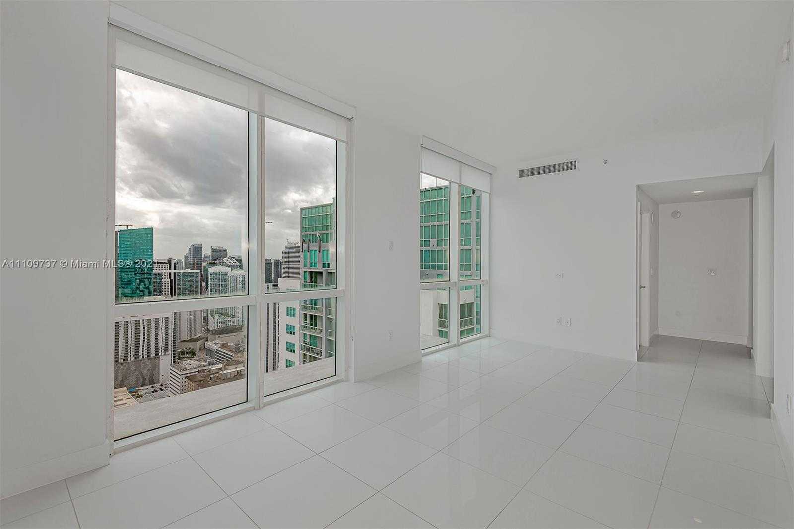 Small Image of 244 BISCAYNE BLVD #UPH-4907, Miami Number 11