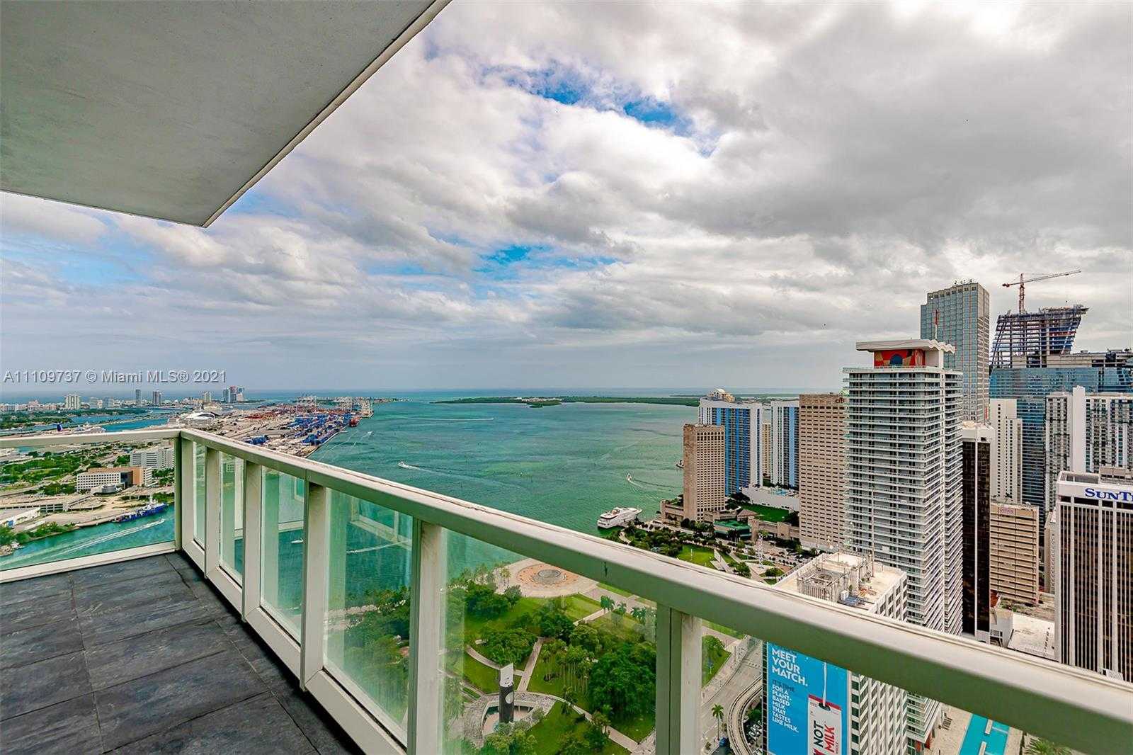 Small Image of 244 BISCAYNE BLVD #UPH-4907, Miami Number 17