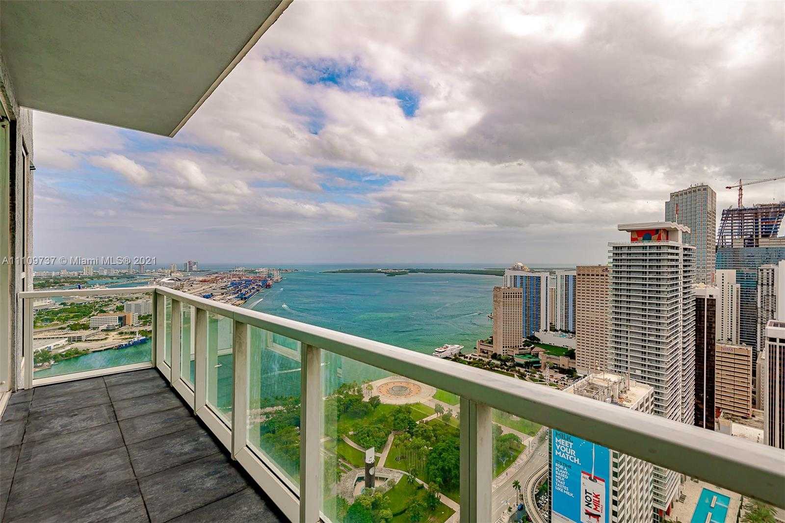 Small Image of 244 BISCAYNE BLVD #UPH-4907, Miami Number 20