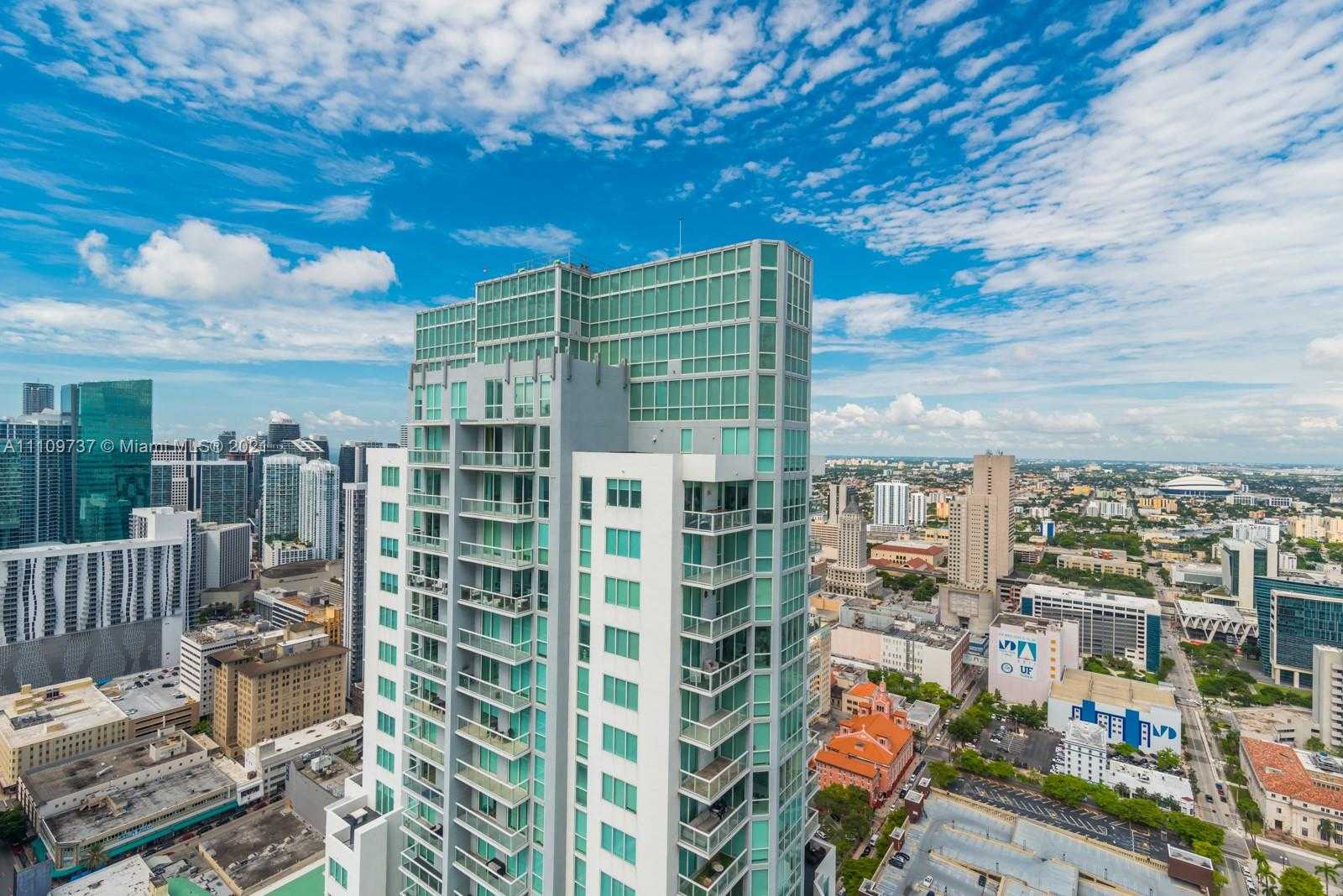 Small Image of 244 BISCAYNE BLVD #UPH-4907, Miami Number 22
