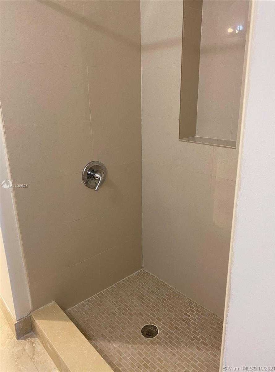 Small Image of 3884 NORTH WEST 2ND ST #1, Miami Number 12