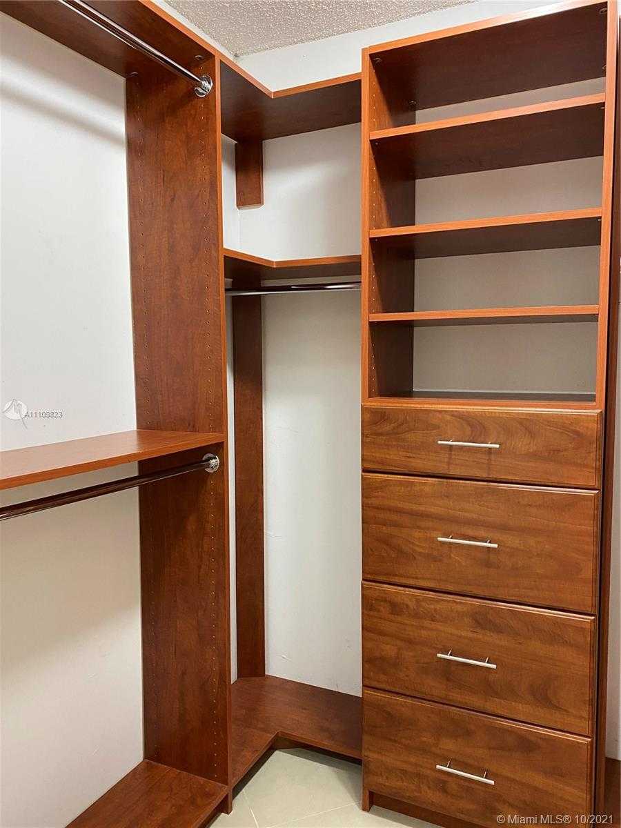 Small Image of 3884 NORTH WEST 2ND ST #1, Miami Number 24