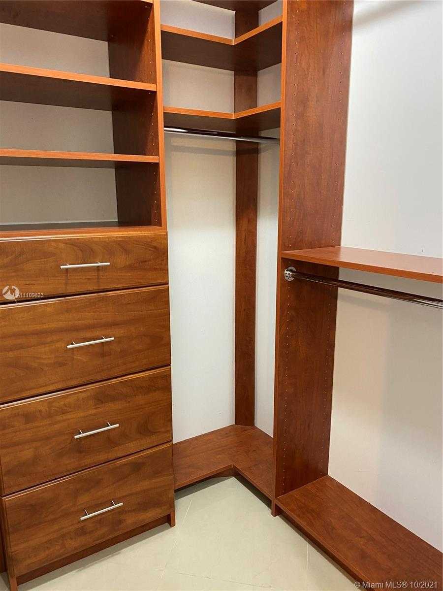 Small Image of 3884 NORTH WEST 2ND ST #1, Miami Number 25