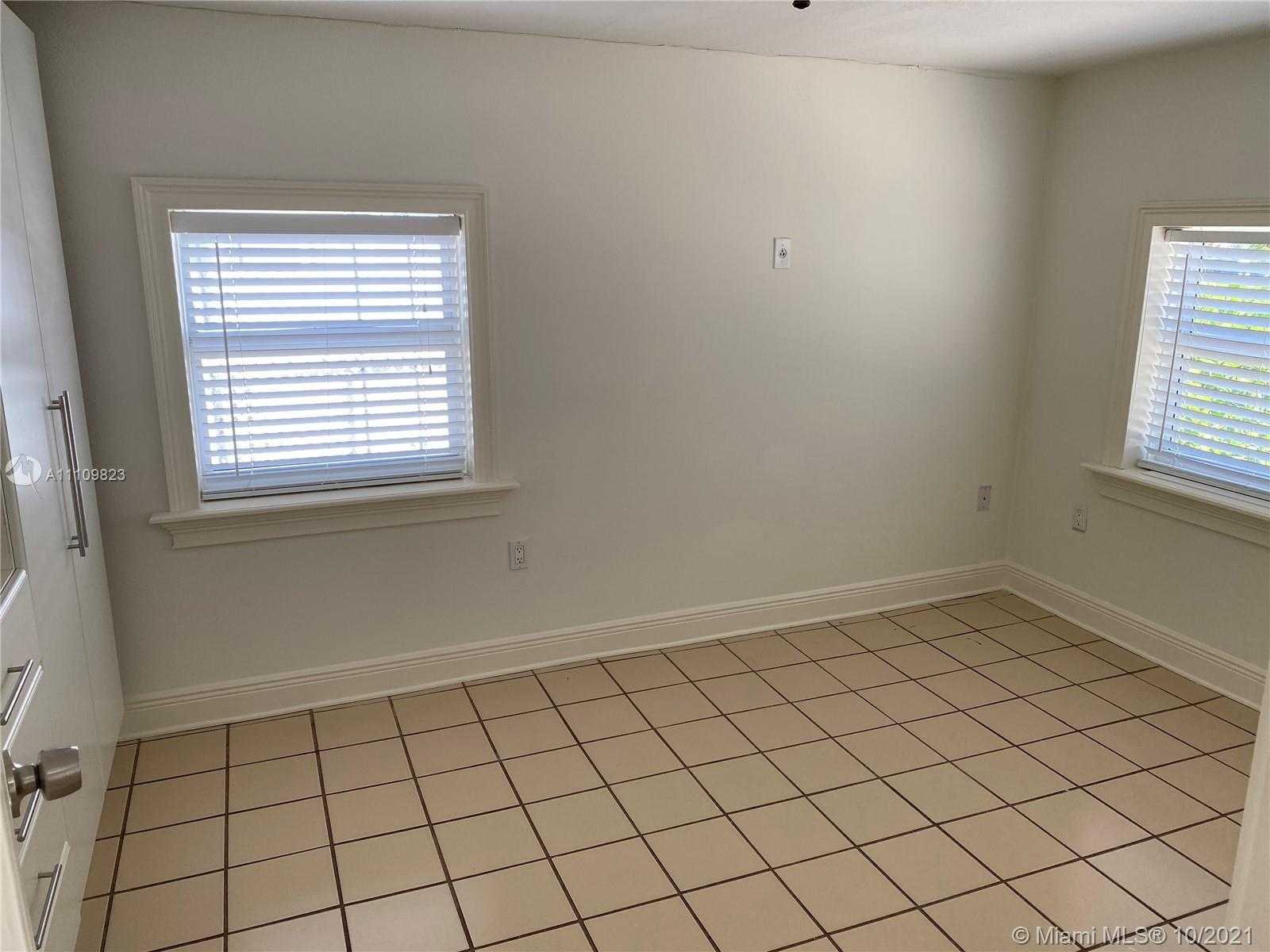 Small Image of 3884 NORTH WEST 2ND ST #1, Miami Number 28