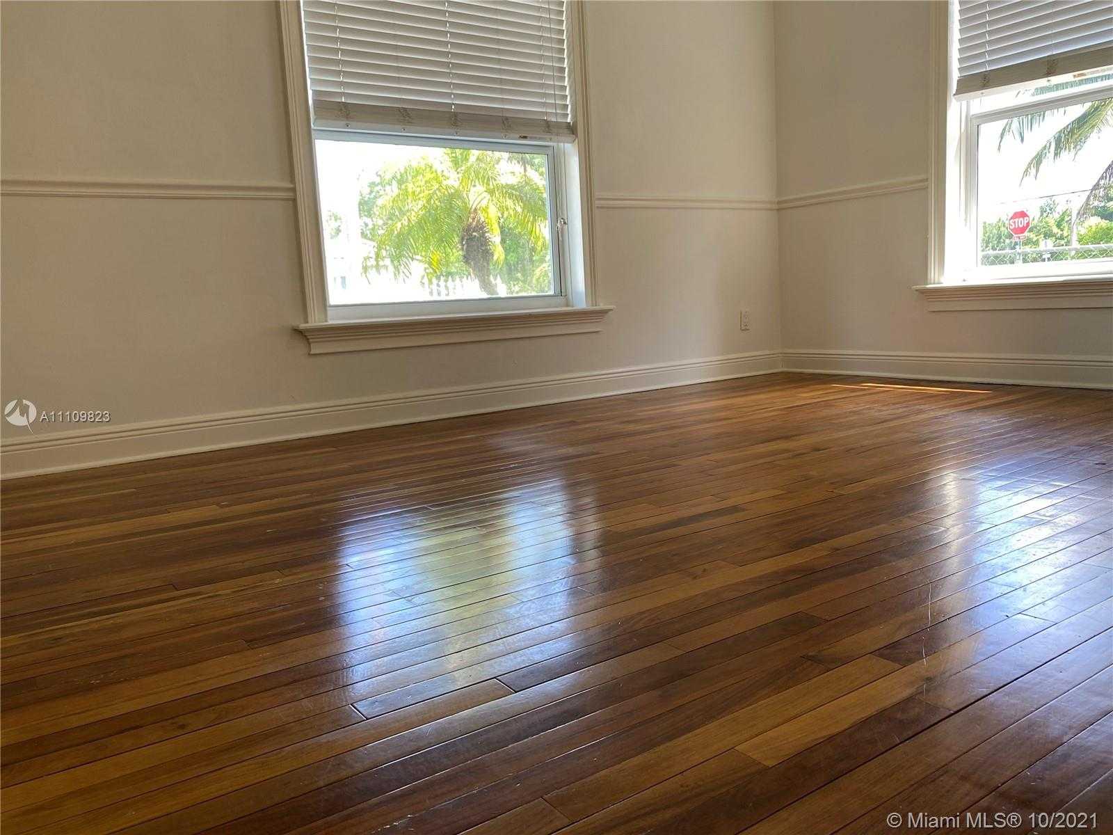 Small Image of 3884 NORTH WEST 2ND ST #1, Miami Number 35