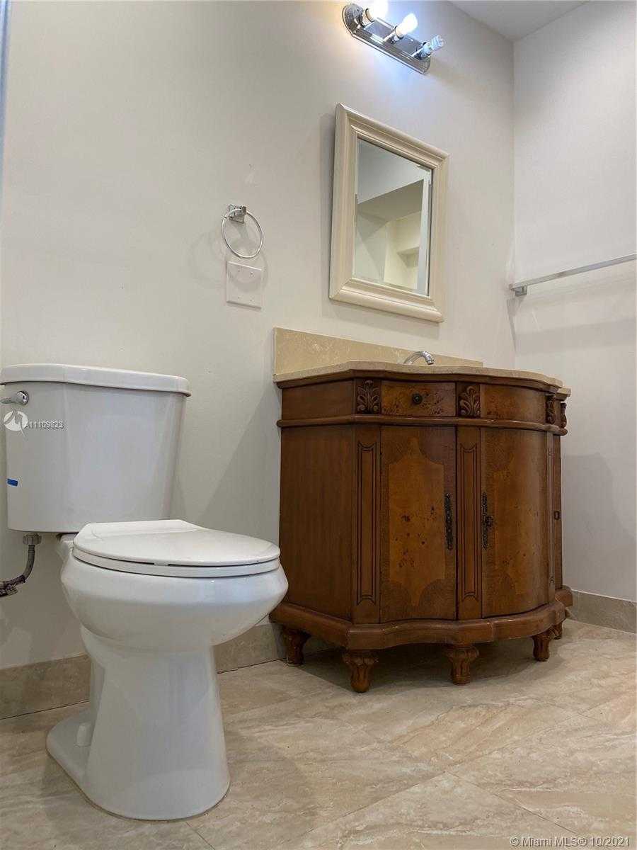 Small Image of 3884 NORTH WEST 2ND ST #1, Miami Number 43