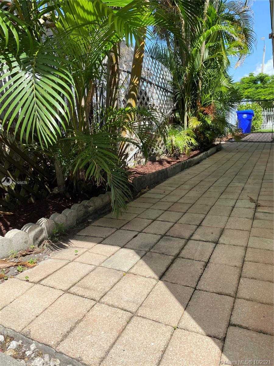 Small Image of 3884 NORTH WEST 2ND ST #1, Miami Number 56