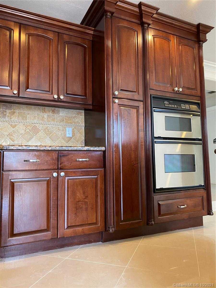 Small Image of 3884 NORTH WEST 2ND ST #1, Miami Number 7