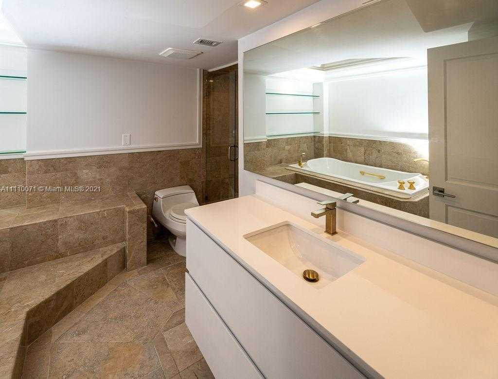 Small Image of 177 OCEAN LANE DR #1205, Key Biscayne Number 12