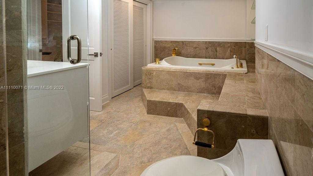 Small Image of 177 OCEAN LANE DR #1205, Key Biscayne Number 13