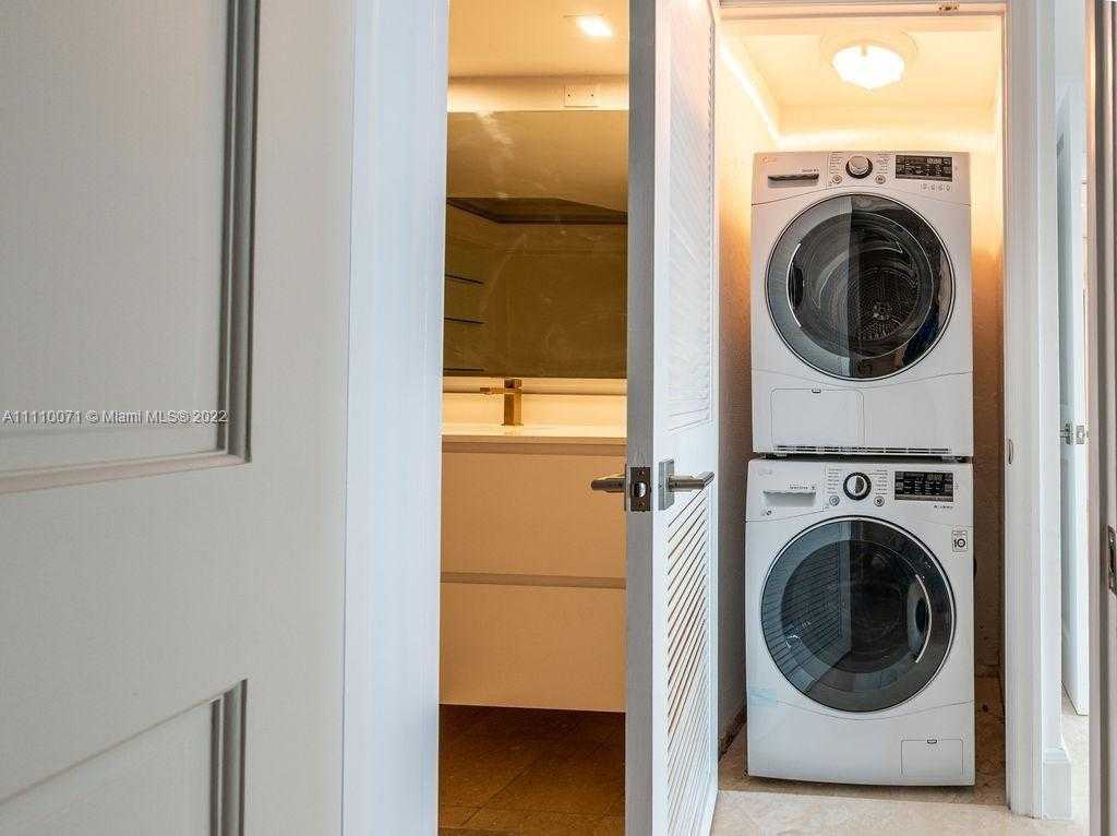 Small Image of 177 OCEAN LANE DR #1205, Key Biscayne Number 15