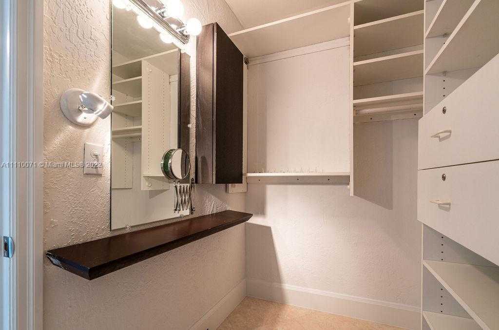 Small Image of 177 OCEAN LANE DR #1205, Key Biscayne Number 16