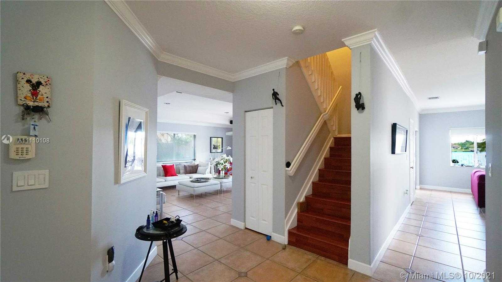 Small Image of 13116 SOUTH WEST 136TH TER, Miami Number 22