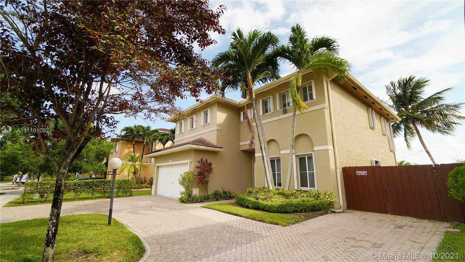 Small Image of 13116 SOUTH WEST 136TH TER, Miami Number 3